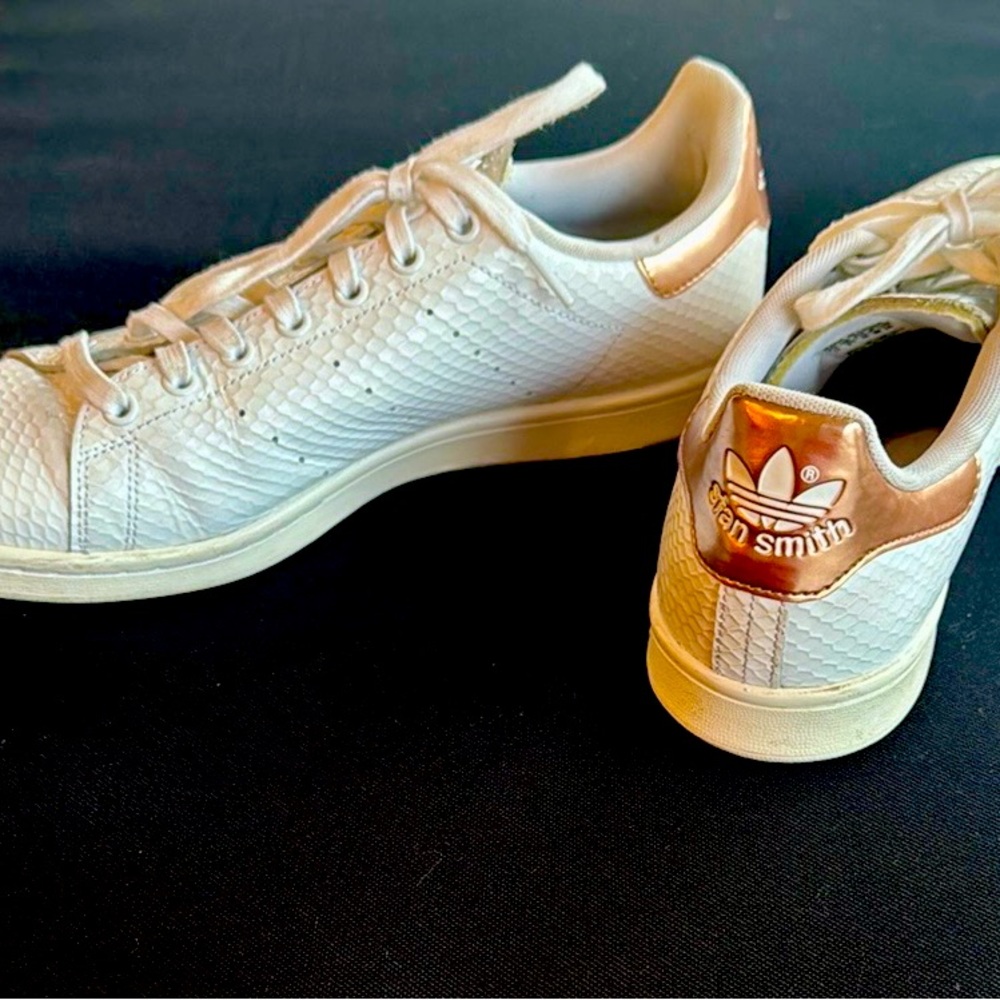 Women’s Stan Smith “White Copper” shoes